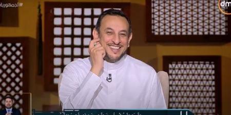 رمضان عبد المعز: هؤلاء يفترون على الله