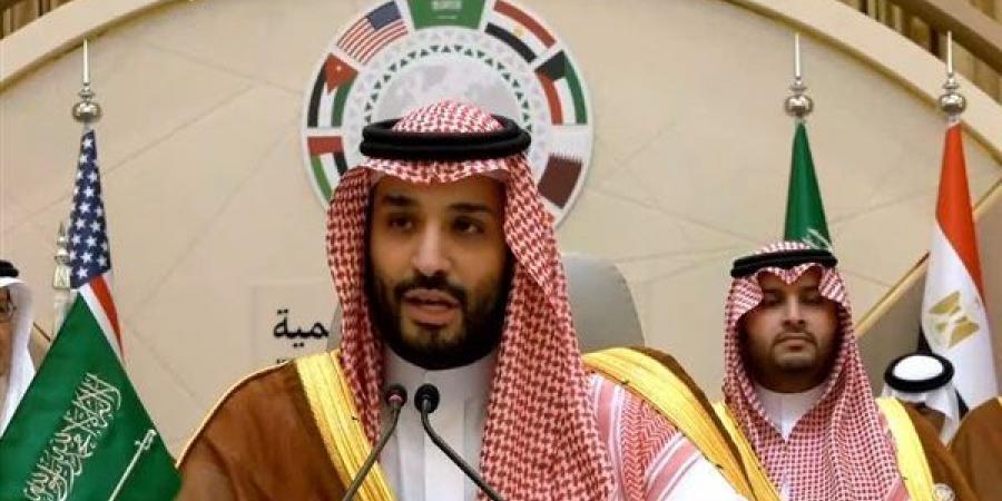 الملك سلمان بصحة جيدة.. ولى العهد السعودى يطمئن مجلس الوزراء على حالة والده