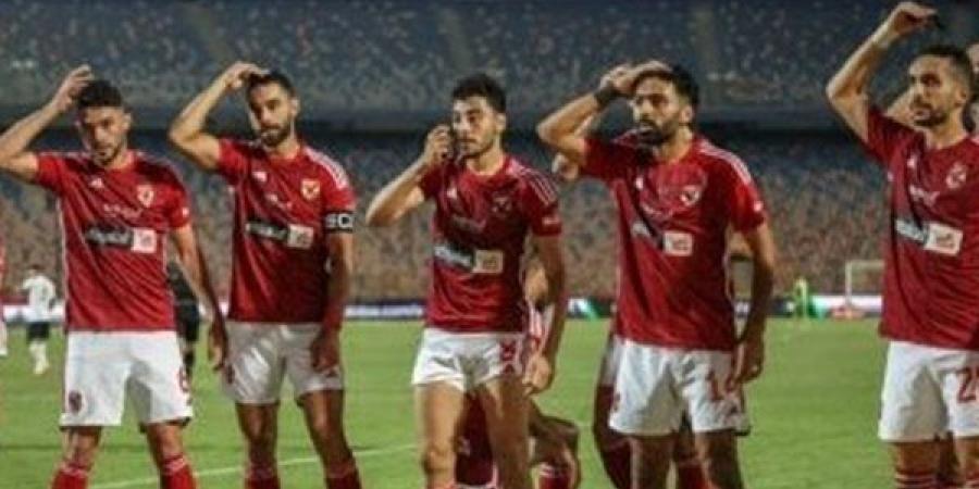 الأهلي يحافظ على نجمه.. قرار مفاجئ يبقي هذا اللاعب في القلعة الحمراء