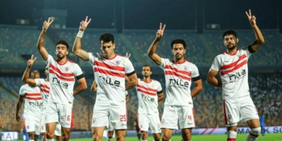 مجلس إدارة الزمالك يدعم لاعبو الفريق قبل مواجهة السوبر المصري