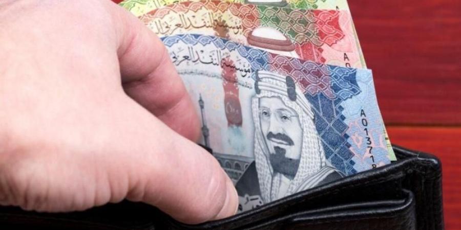 سعر الريال السعودي أمام الجنيه اليوم الخميس