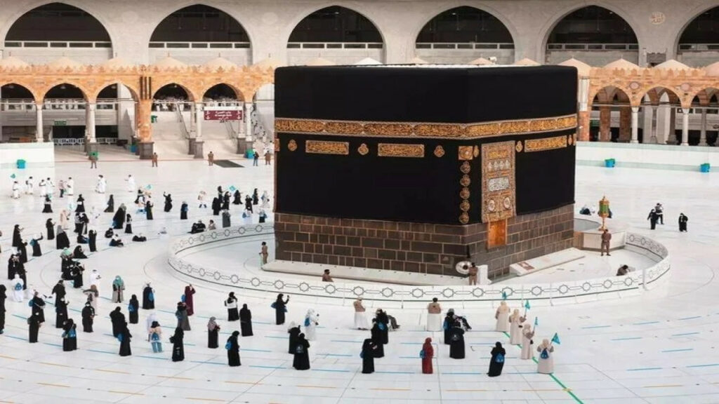 إجراءات حاسمة.. إيقاف تصاريح العمرة استعدادًا لموسم الحج للعام 1445