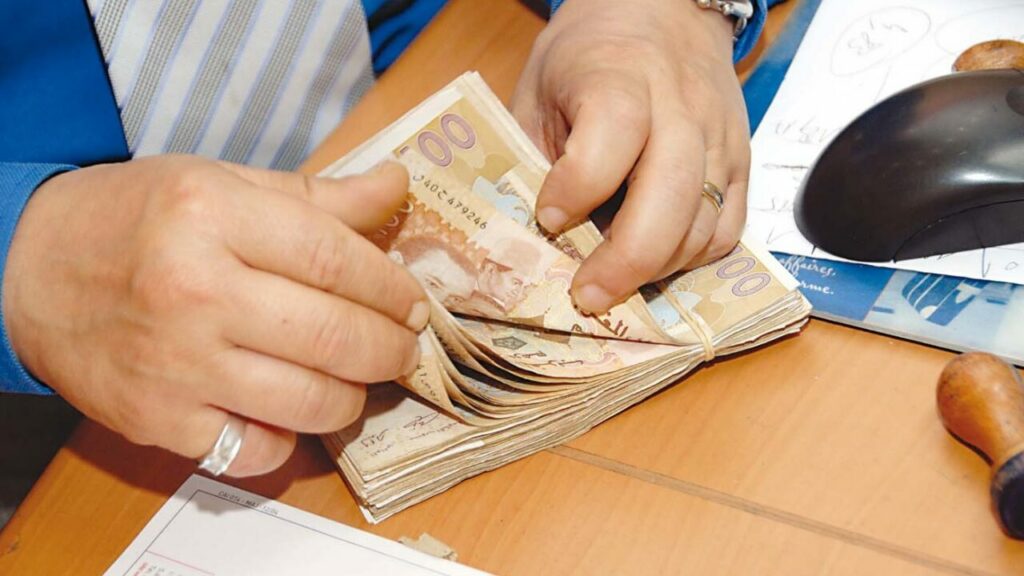 متى ينزل رواتب العاملين والزيادة الجديدة في المغرب 2024