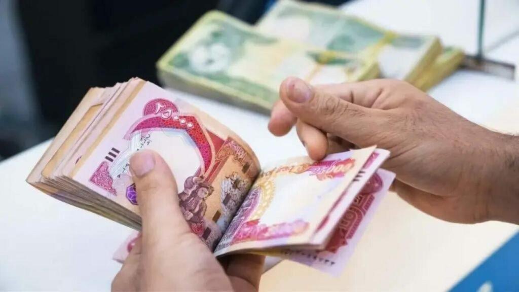 وصلت 200%.. قيم رواتب الموظفين في العراق بعد الزيادة 