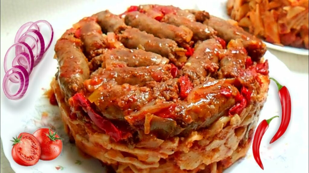 طاجن المكرونة بالسجق