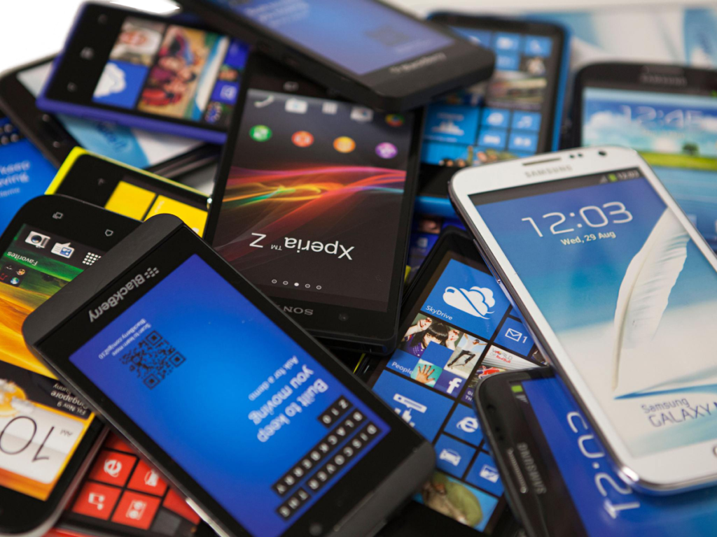 تطبيقات خطيرة على هاتفك