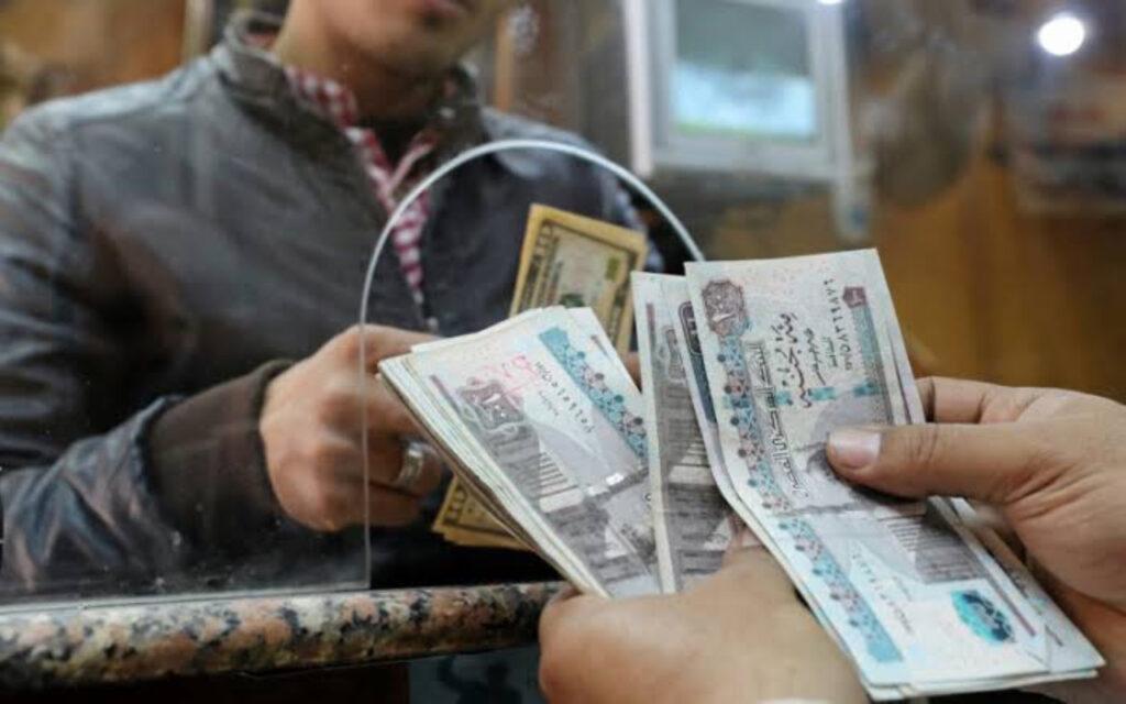 المالية تحدد موعد قبض مرتبات مايو 2024