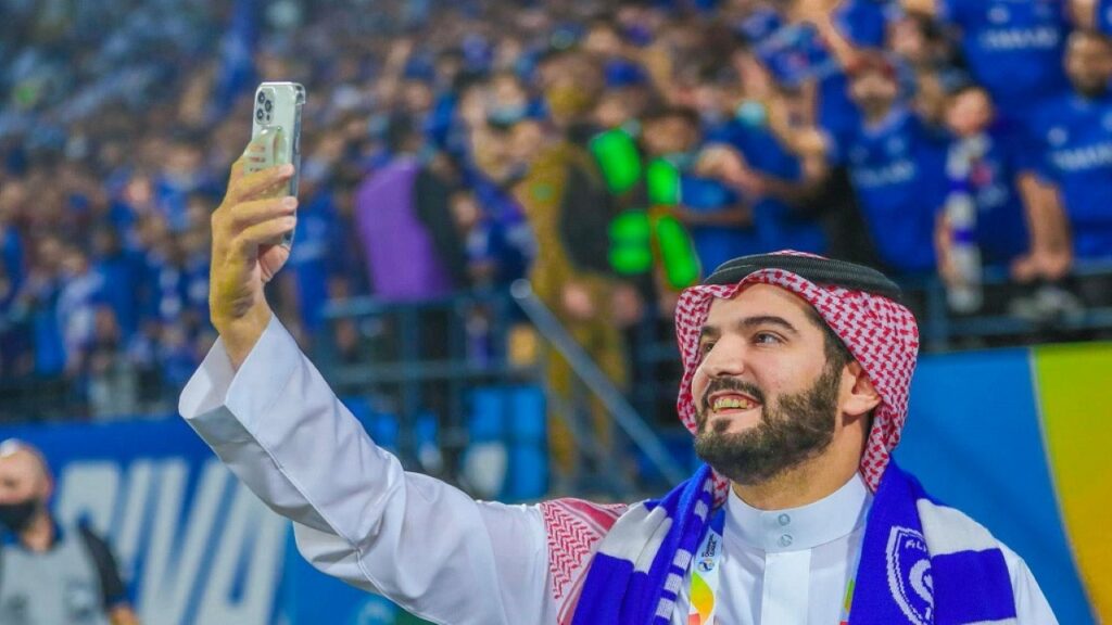 انضمام مهاجم أجنبي جديد للهلال