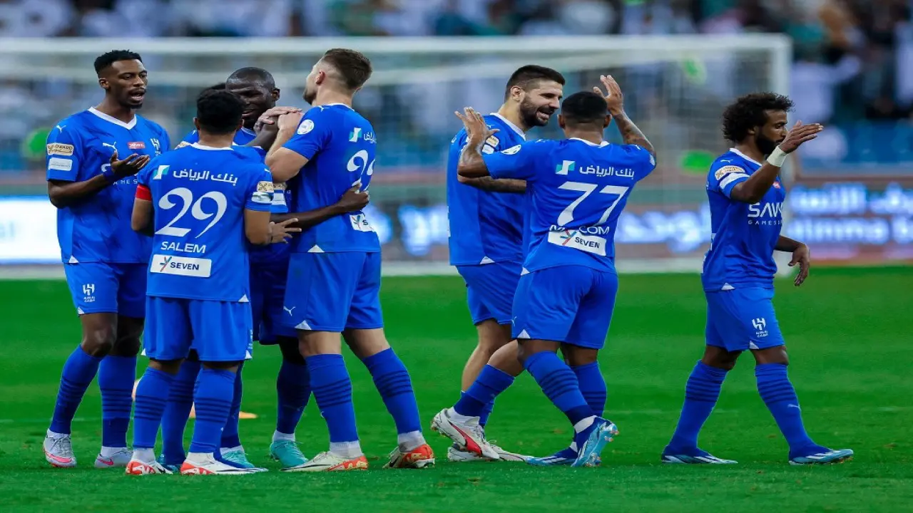 حمد الصويلحي يبدي استغرابه من صيفية نادي الهلال.. لماذا؟ 10 هدوء صيفية نادي الهلال السعودي