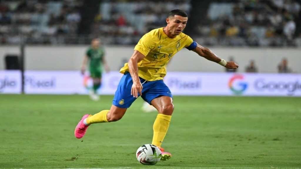 جماهير النصر تطالب بتغيير قانون التسلل