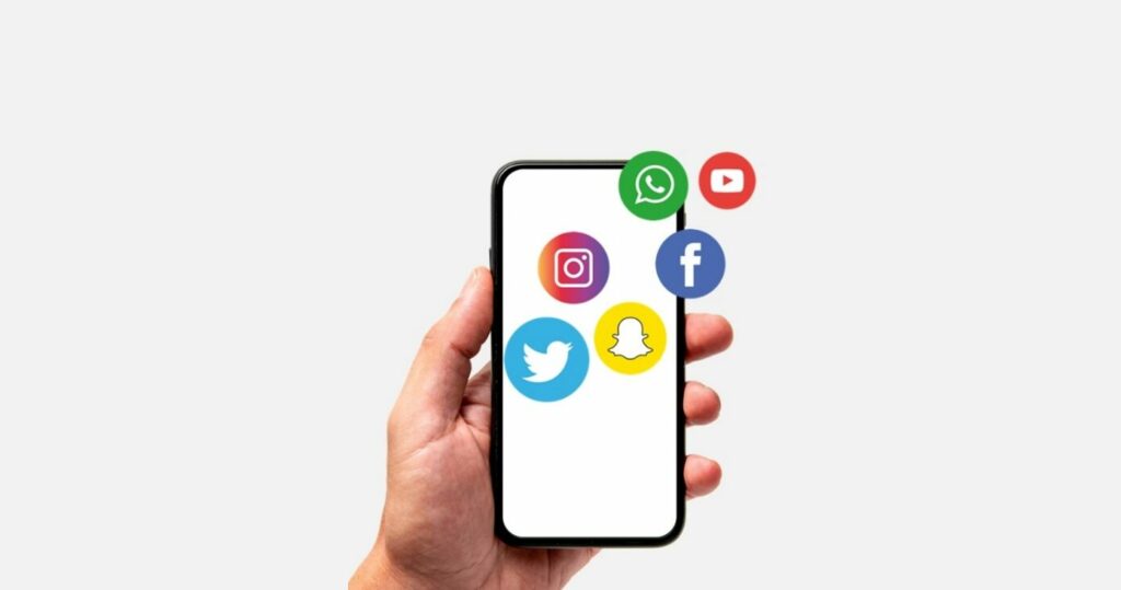 البيع عبر وسائل التواصل الاجتماعي