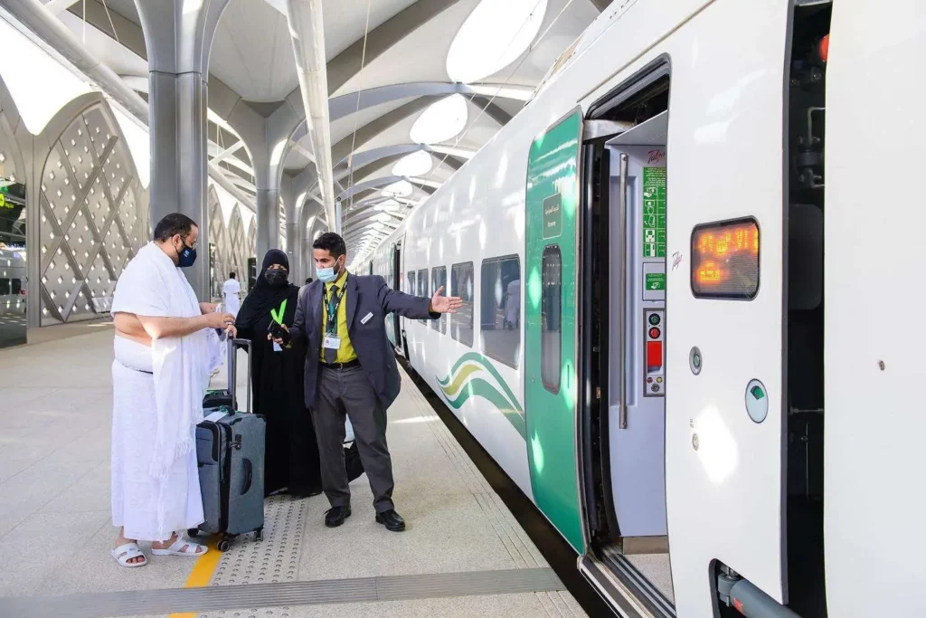 خطوات حجز قطار المشاعر