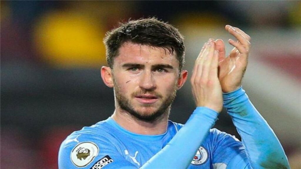 الهريفي يسخر من أداء لابورت مع نادي النصر