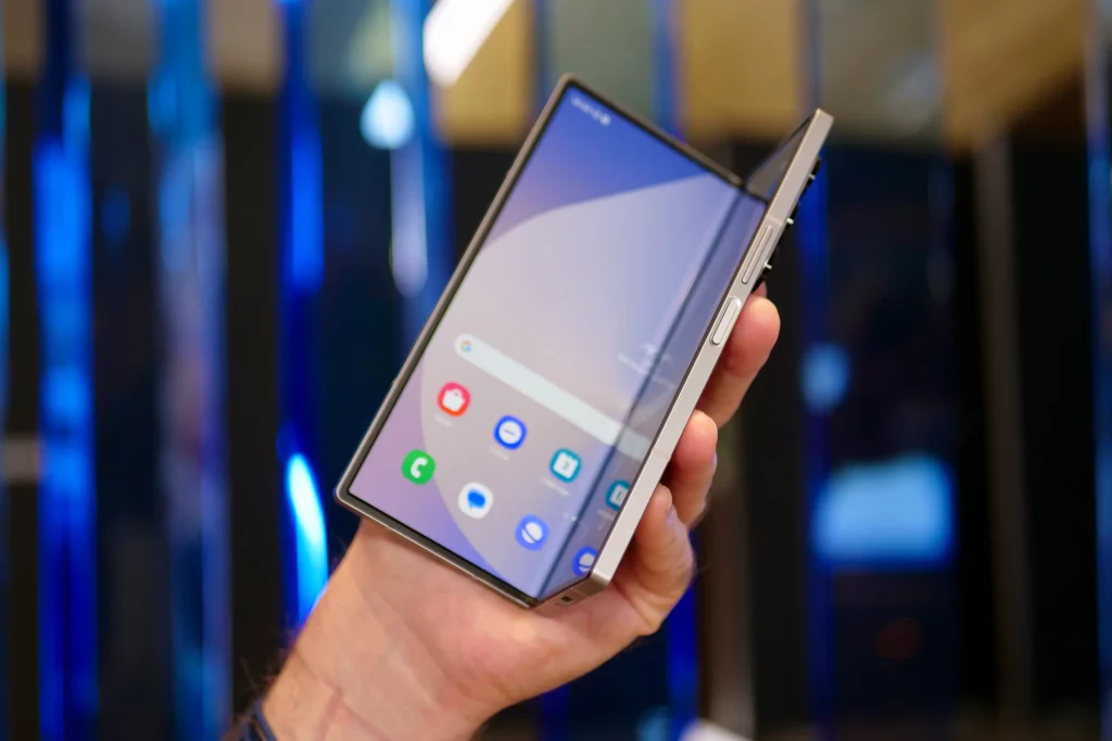 مواصفات هاتف Samsung Galaxy Z Fold 6