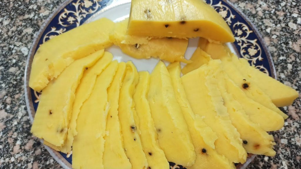 مكونات الجبنة الرومي