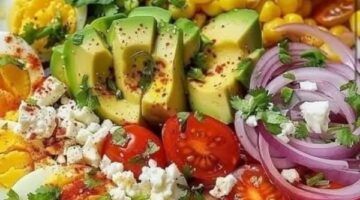 طبق الأفوكادو والبيض والخضروات| بأسهل طريقة – الجريدة
