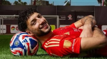جلسة تصوير لاعبى الأهلى مع الكرة الخاصة بـ كأس العالم للأندية| شاهد – الجريدة