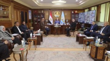 محافظ كفر الشيخ يناقش عدد من الملفات ومشاكل الدوائر مع أعضاء مجلسي النواب والشيوخ – الجريدة