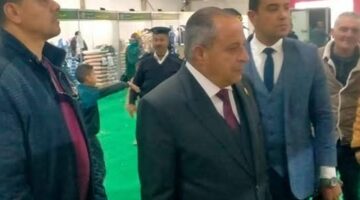 محافظ بورسعيد يتفقد معارض ” أهلا رمضان للتأكد من التزام البائعين بالتخفيضات – الجريدة