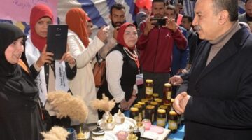 افتتاح معرض منتجات مشغل البنات بقرية ريفا لتسويق منتجاتهم باسيوط – الجريدة
