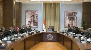 أبرزها الحزمة الاجتماعية الجديدة.. مجلس الوزراء يجتمع لمناقشة عدد من الملفات ومؤتمر صحفي هام بعد قليل – الجريدة