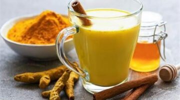 طريقة عمل مشروب الحليب بالكركم مثل الكافيهات.. مذاق غني وفوائد مذهلة! – الجريدة