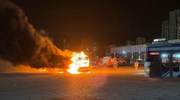 انفجار 3 حافلات للمستوطنين بمحطة حافلات في بات يام قرب تل أبيب – الجريدة