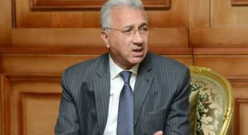 حجازي: وزير الخارجية يسعى لإقناع واشنطن بمراعاة مصالح المنطقة – الجريدة