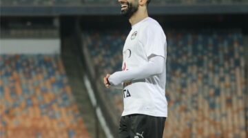 فيديو: موقف طريف لصلاح مع مشجع في فندق مصر