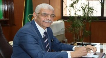 رئيس جامعة المنوفية يناقش خطط البحوث أونلاين