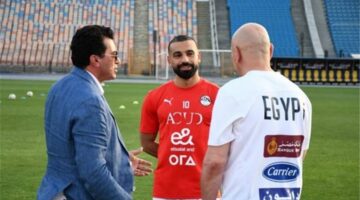مصدر رسمي يكشف تفاصيل حوار أشرف صبحي مع حسام حسن