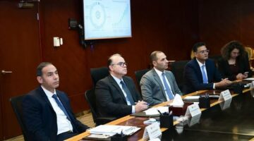 الجمعية المصرية تستعرض تطورات التعليم المستمر للمحللين