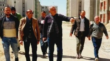 وزير الإسكان يتابع تنفيذ مشروعات سكنية بالمدن الجديدة