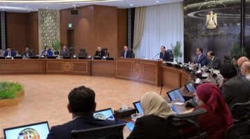 رئيس الوزراء يُتابع جهود اللجنة الطبية العليا والاستغاثات بمجلس الوزراء خلال فبراير 2025 – الجريدة