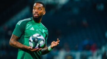 استبعاد لاعب الأهلي من قائمة إنجلترا