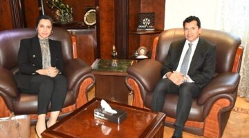 وزير الرياضة يستقبل عضو اللجنة الأولمبية لدعم التعاون