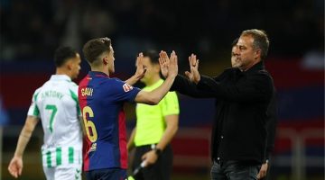 برشلونة يضيع فرصة تفوقه بتعادل مع بيتيس.