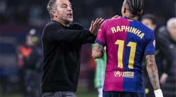 لقاء ريال بيتيس وبرشلونة يتصاعد بمشادة عنيفة بين حكم المباراة ولاعب “أنت وقح” (فيديو)