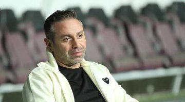 بيع زيزو: لماذا تراجع الزمالك خوفًا من غضب الجماهير؟