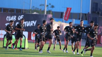 مران الأهلي: كولر يجتمع باللاعبين قبل مواجهة بيراميدز وسط تدريبات شاقة