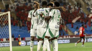الأهلي يحقق الفوز على الرائد بثنائية رائعة في الدوري السعودي