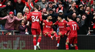 فيديو | محمد صلاح يصنع هدفًا رائعًا للويس دياز في مباراة ليفربول ضد وست هام