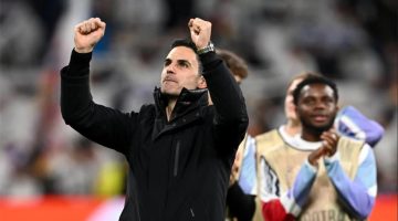 أرتيتا: اتصالي بجوارديولا قبل مواجهة ريال مدريد ورغبتي في صفع ساكا!