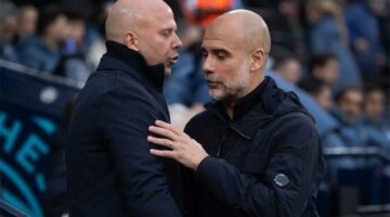 سلوت: لاعب ليفربول فاجأ العالم.. وانظروا إلى جوارديولا وإنريكي