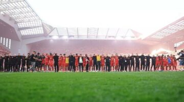 لاعب ليفربول يواجه خطر العقوبة بسبب احتفاله في مباراة توتنهام
