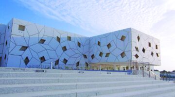 ‫  برنامج الجسر الأكاديمي يعزز فرص التعليم العالي الدولي من خلال ثلاث شراكات أكاديمية جديدة