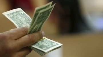 أسعار الدولار والعملات الأجنبية اليوم 21-4-2025 في البنك الأهلي الآن