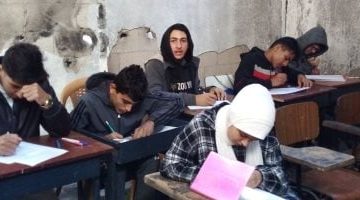 غزة: التعليم مستمر رغم الحرب عبر مدارس افتراضية وخيام