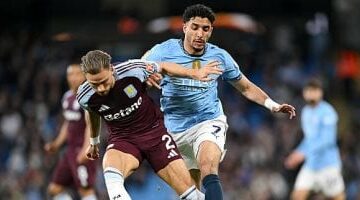 عمر مرموش يزين قائمة أفضل 5 مهاجمين في الدوري الإنجليزي