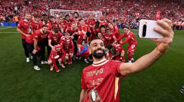 ماذا ينتظر صلاح بعد التتويج بالدوري الإنجليزي؟